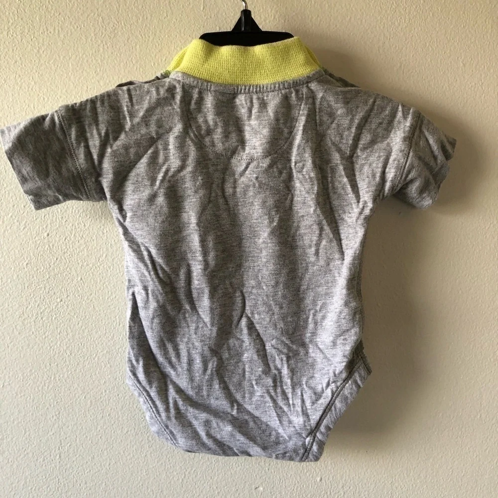 Burberry Baby Gray Green Bodysuit 3 M